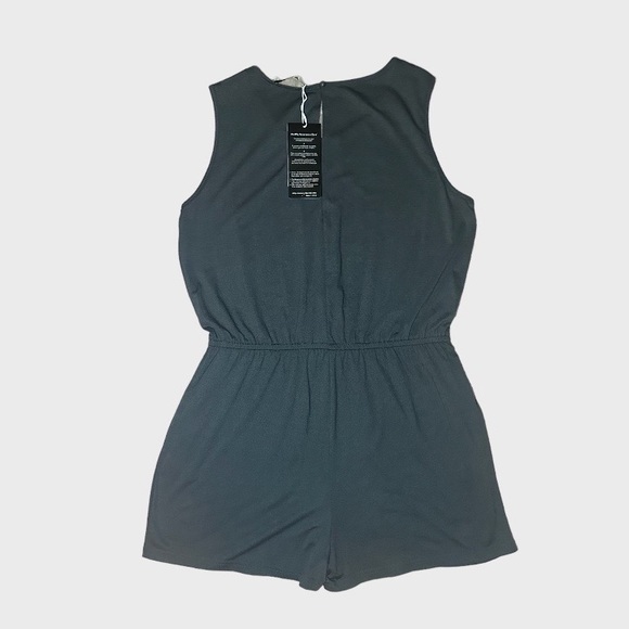 Yidarton | Women's Gray Sleeveless Plus Size Romper | Size 2X | NWT *BRAND NEW* - Picture 2 of 2